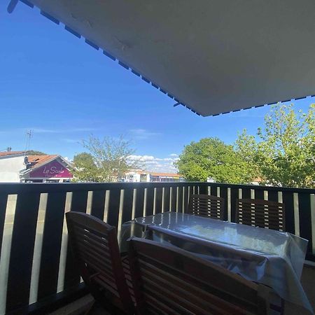 Appartement Cosy A Saint-Georges-D'Oleron, 4 Couchages, Proche Mer Et Commerces, Avec Balcon Et Parking - Fr-1-246A-295 Bagian luar foto