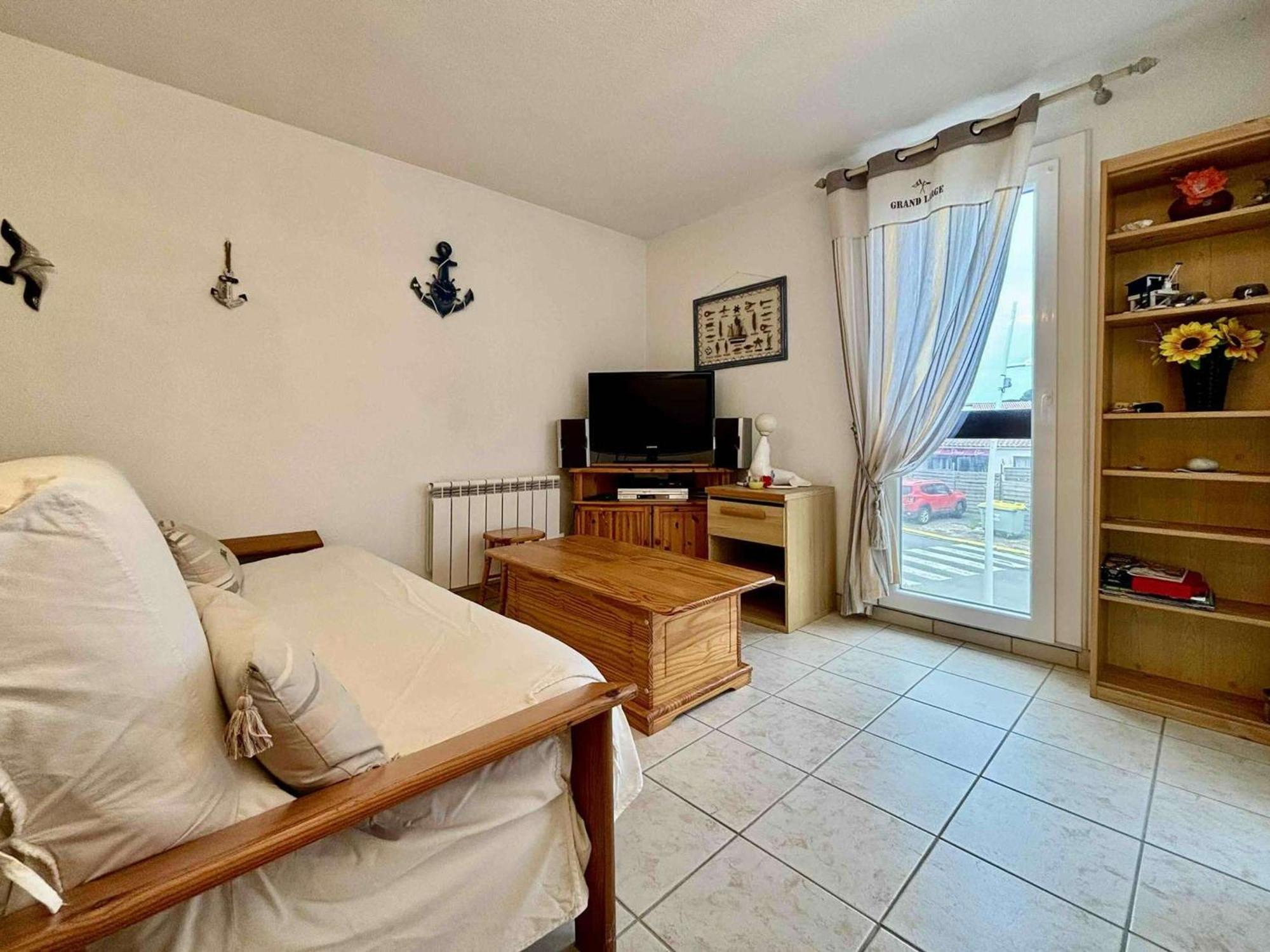 Appartement Cosy A Saint-Georges-D'Oleron, 4 Couchages, Proche Mer Et Commerces, Avec Balcon Et Parking - Fr-1-246A-295 Bagian luar foto