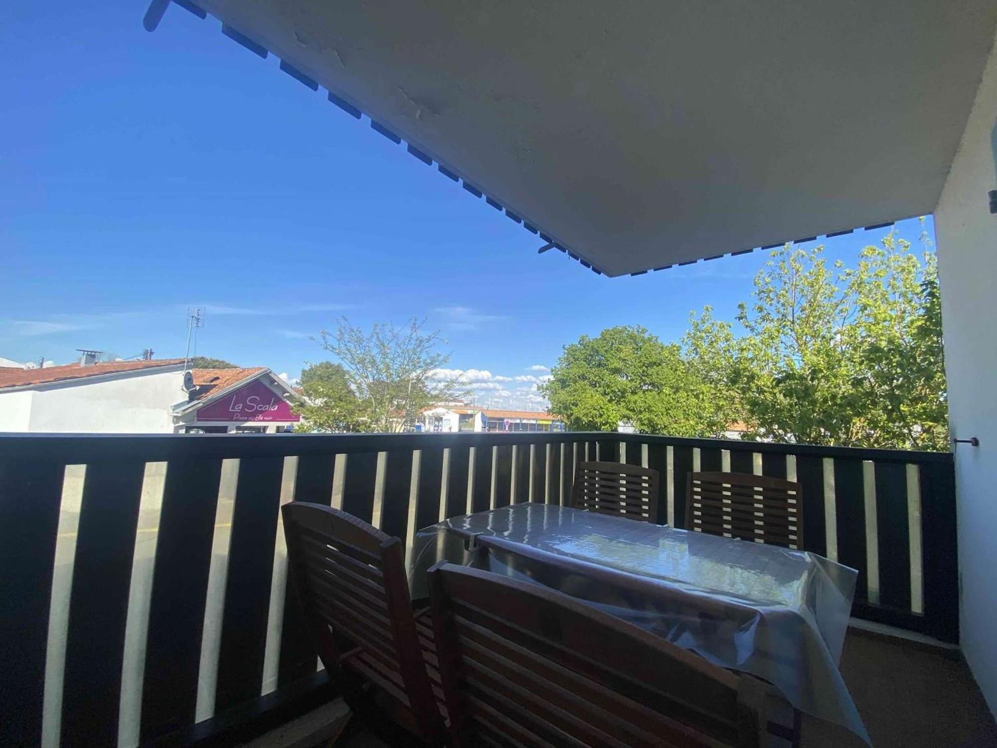 Appartement Cosy A Saint-Georges-D'Oleron, 4 Couchages, Proche Mer Et Commerces, Avec Balcon Et Parking - Fr-1-246A-295 Bagian luar foto